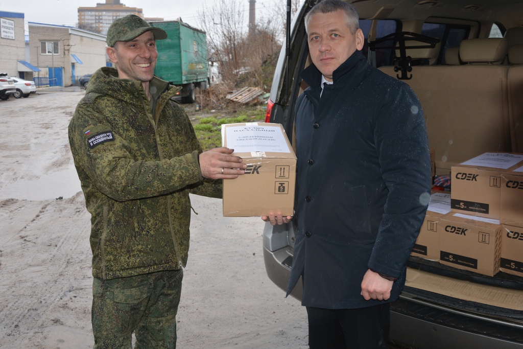 Пасхальная миссия: студенты и сотрудники ВГУИТ при поддержке депутатов гордумы испекли куличи для военнослужащих