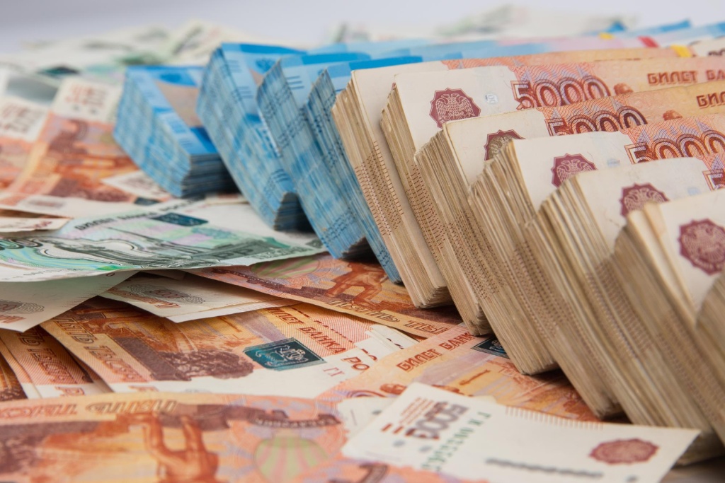 В Санкт-Петербурге компания незаконно вывела за рубеж почти 60 млн рублей