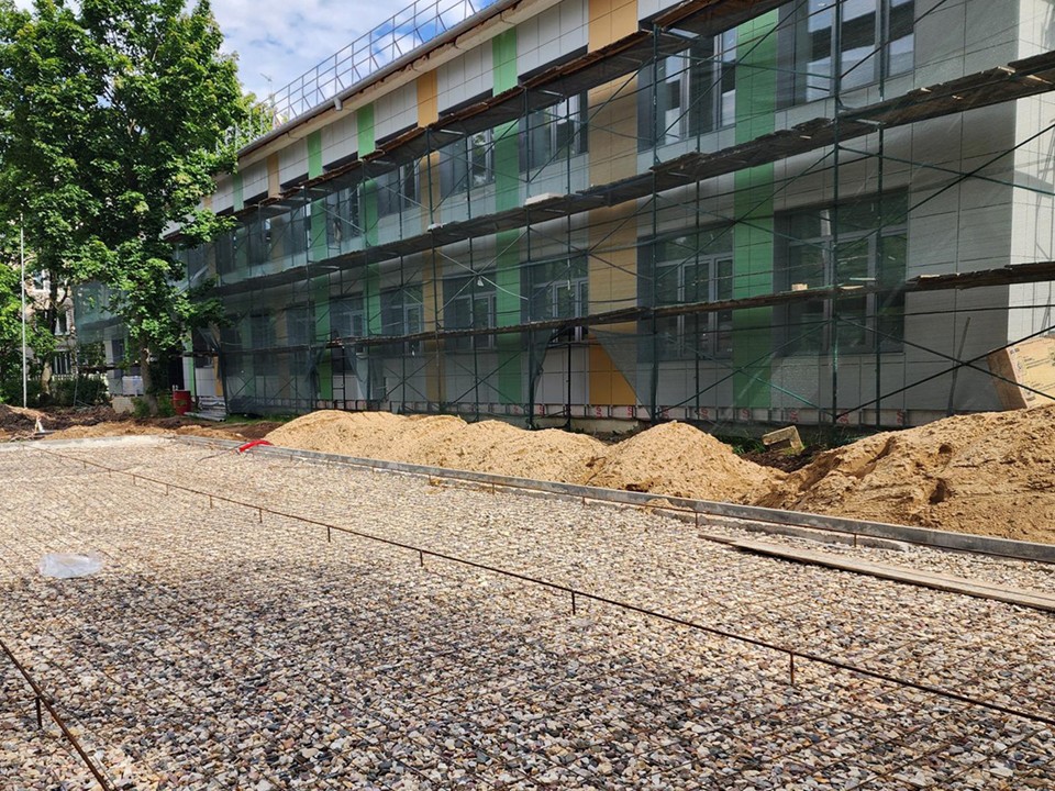 В Городском округе Пушкинский полным ходом идёт обновление детского сада «Алёнушка» в посёлке Зверосовхоз