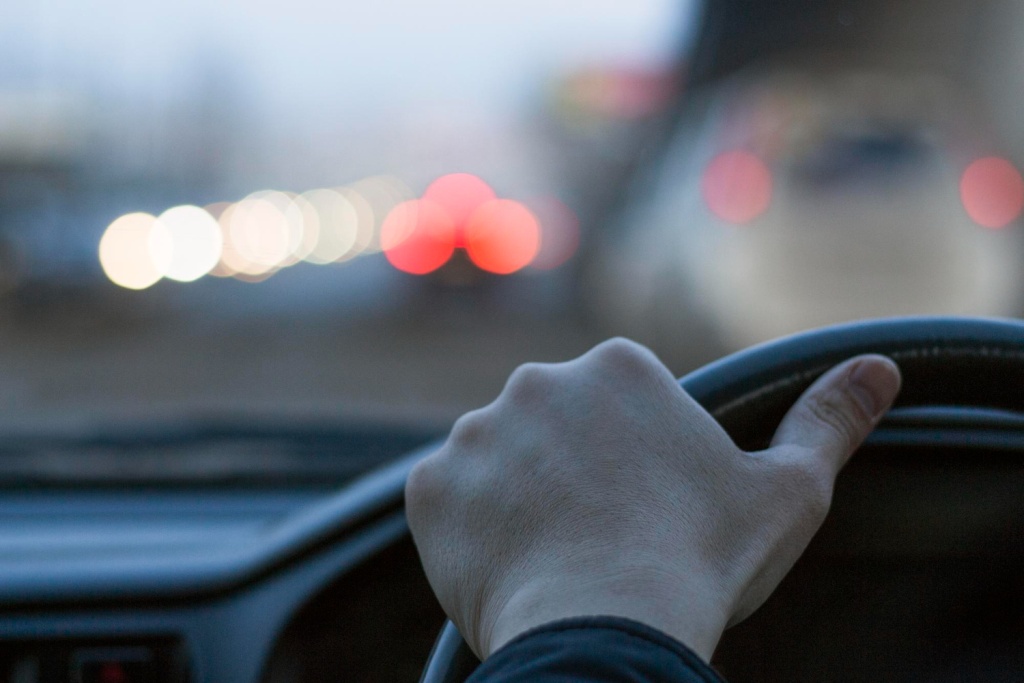 В Вологодской области повторный нарушитель ПДД в Соколе лишился автомобиля Lada Granta за вождение в пьяном виде