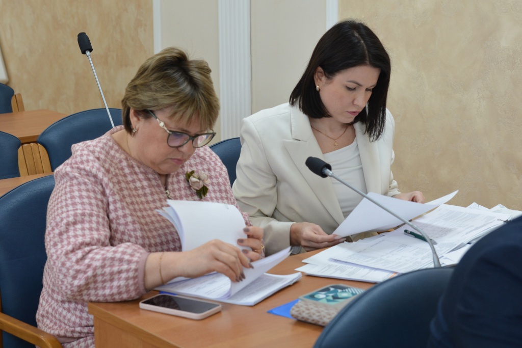 «Зелёный Воронеж»: депутаты городской Думы усиливают поддержку экологических инициатив — новые планы по озеленению и развитию экопросвещения