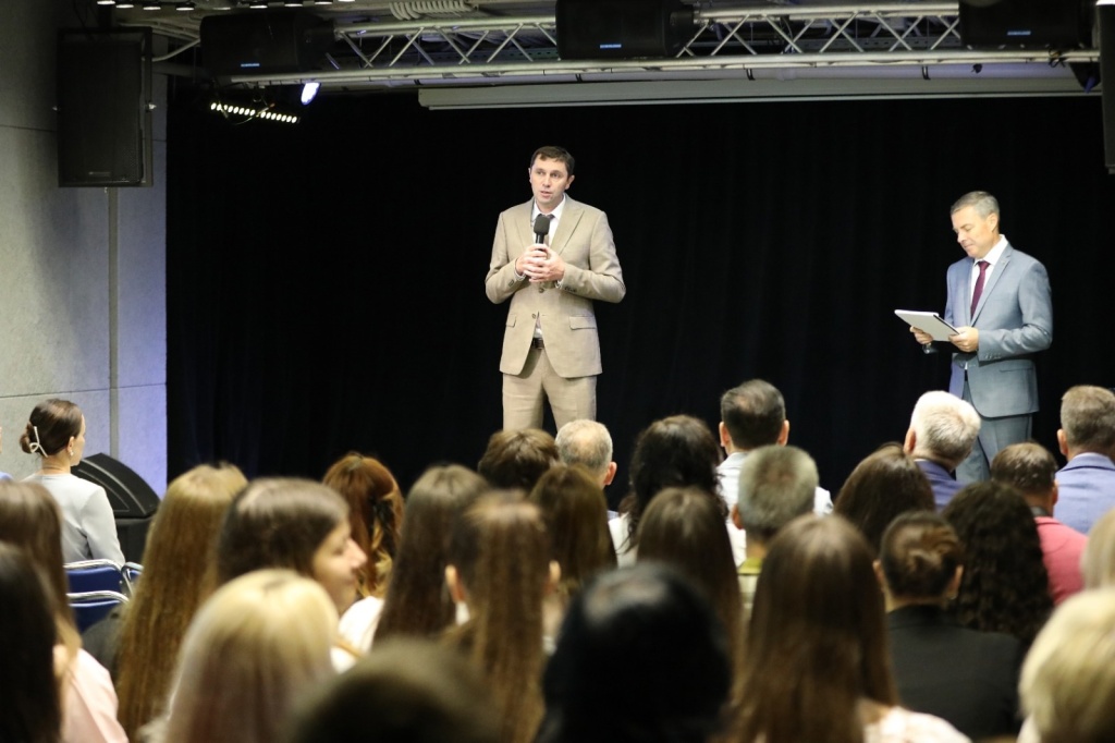 В Воронеже наградили победителей конкурса «Зелёный город, который построим мы»