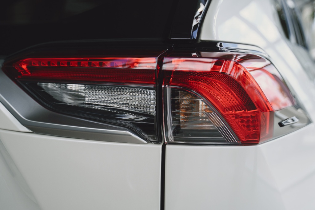 АВТОВАЗ начал продажи новой Lada Granta Active Cross